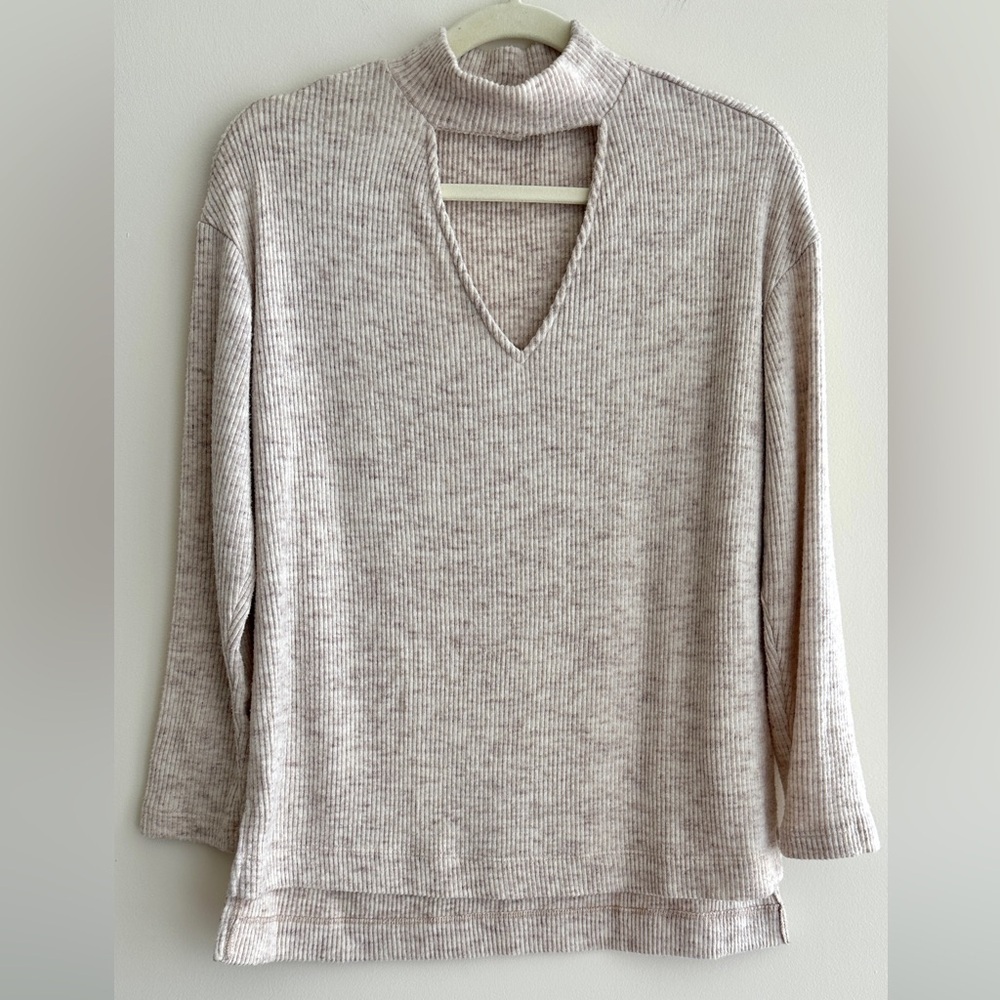 DOLAN Mockneck Long Sleeve Sweater with Keyhole Neckline, Tan, Size XS